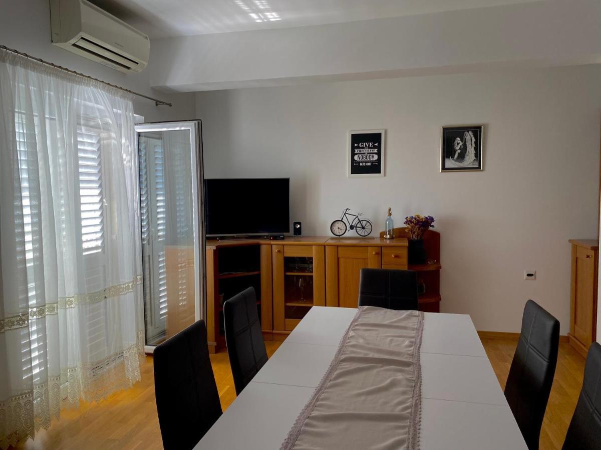 Apartman Nives Lejlighed Trogir Eksteriør billede