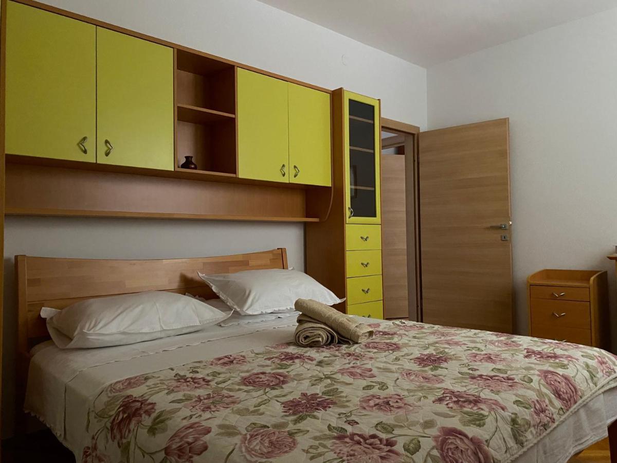 Apartman Nives Lejlighed Trogir Eksteriør billede