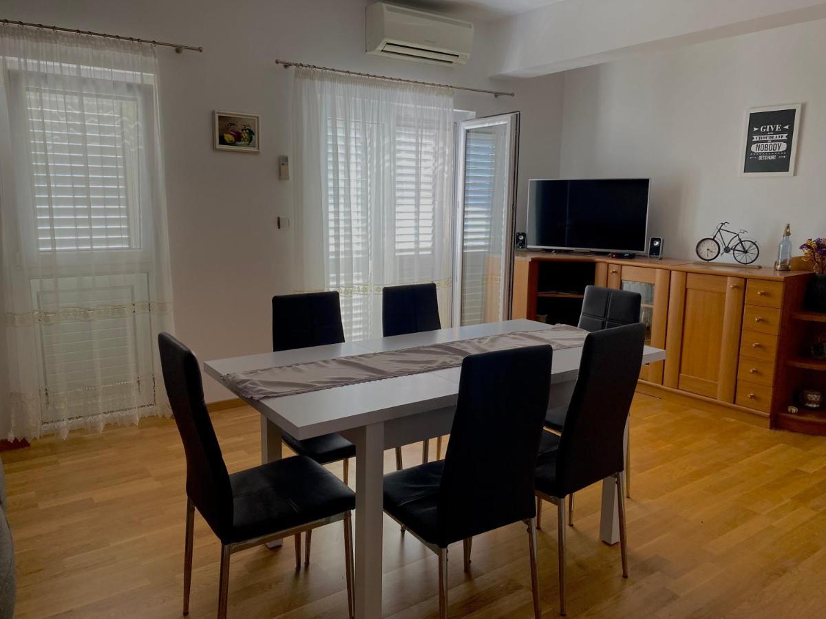 Apartman Nives Lejlighed Trogir Eksteriør billede